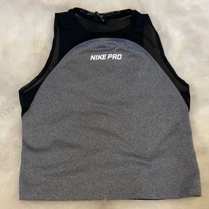 Nike crop workout tank